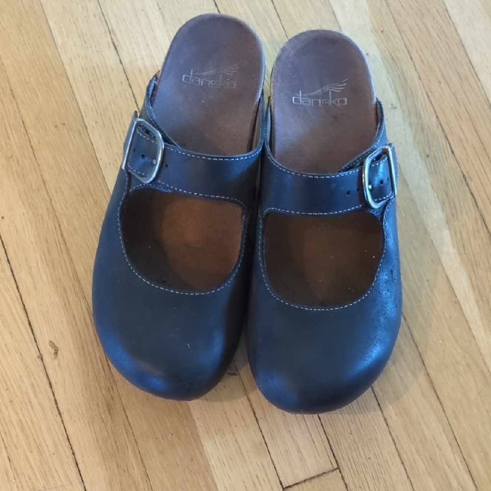Dansko Women's Black Shoes